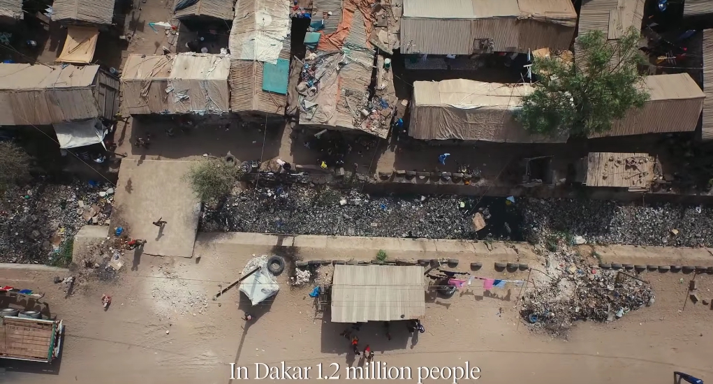 Dakar, Senegal, nơi có 1,2 triệu cư dân không tiếp cận được với hệ thống cống