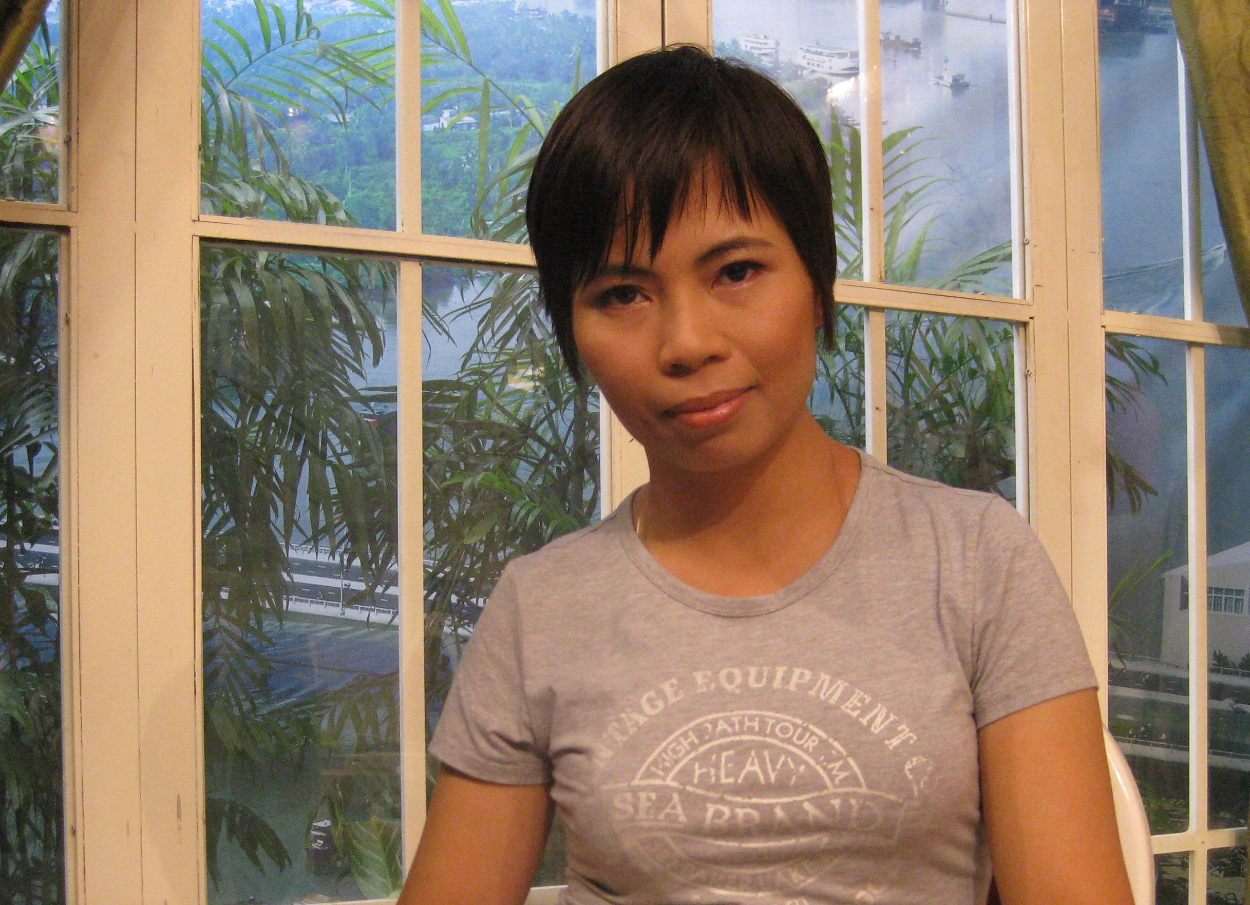 Trang Hạ: Thà chồng ngoại tình còn hơn 